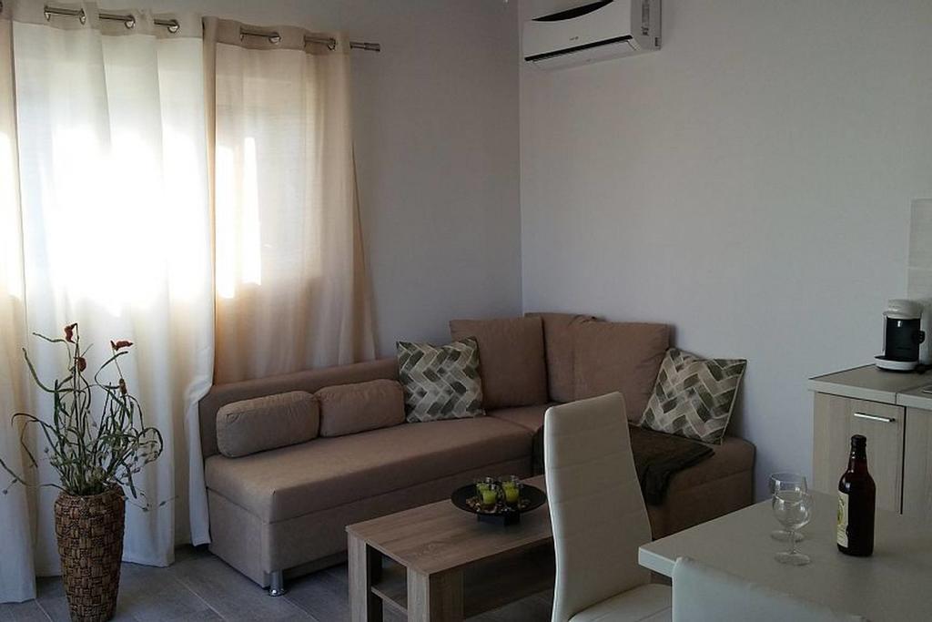 Nianthy Apartments Faliraki Luaran gambar
